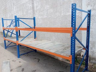 Estantería metálica industrial