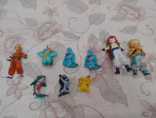 Lote de figuras de acción variadas