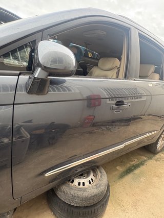 PUERTA DELANTERA IZQUIERDA Ssangyong Rodius (2005->)