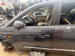 PUERTA DELANTERA IZQUIERDA Ssangyong Rodius (2005->)