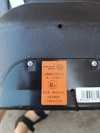 Silla de coche para bebé negra