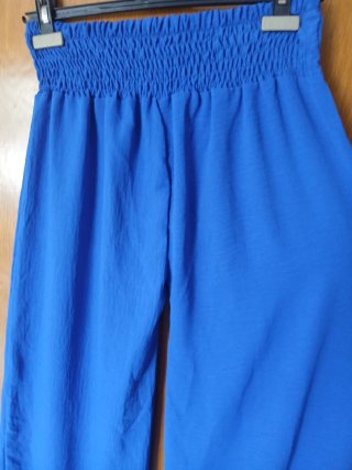 Pantalones anchos verano azul claro