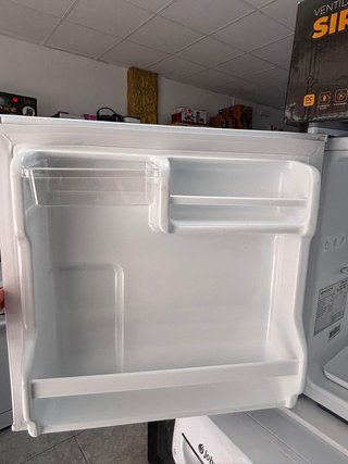 Frigorífico pequeño EAS ELECTRIC EMR451