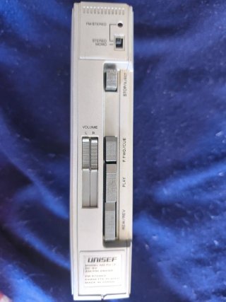 Walkman Unisef Companion TU-7 Radio AM/FM