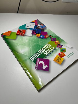 LIBRO DE INGLES STUDENT’S BOOK 2.BACH