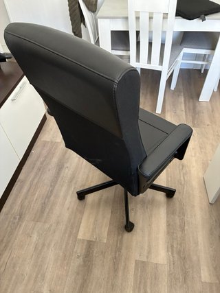 Silla de oficina IKEA negra MILLBERGET