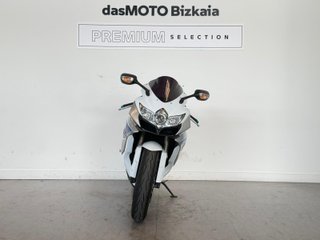 SUZUKI GSX-R 600 K8 BLANCA AÑO2008 39800KM
