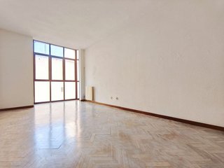 Piso en venta en Palos de Moguer en Madrid