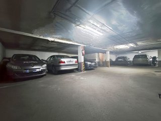 Piso en venta en Palos de Moguer en Madrid