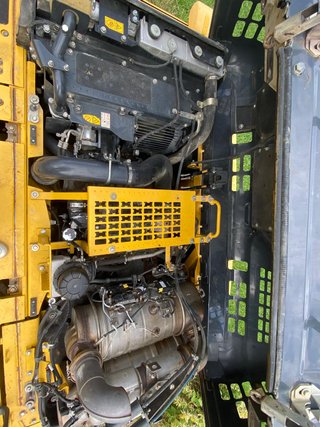 Excavadora cadenas Komatsu HB365 LC-3