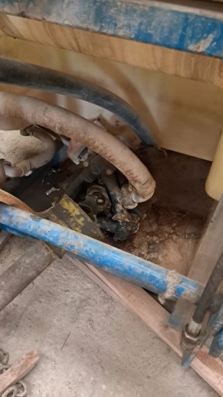 Pulverizador 1000L Suspendido