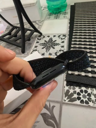 Apple Watch SE 2a Gen 44mm blaxk 100% battery