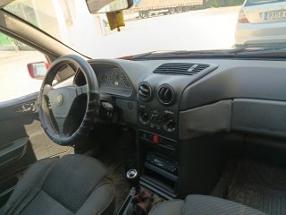 Alfa Romeo 145 jtd único dueño