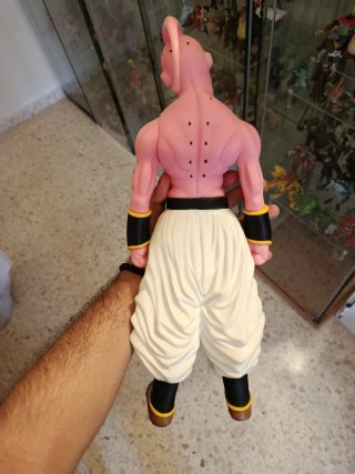 Figuras Dragon Ball Goku y Majin Buu