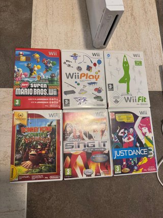Pacchetto Nintendo Wii + 6 Giochi (Mario, DK) + Tavola