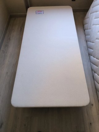 Base tapizada cama 90cm 190  Patas son de 25 alto