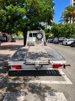 MercedesBenz Sprinter  –Grúa Portavehículos