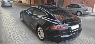 Tesla Model S 2016