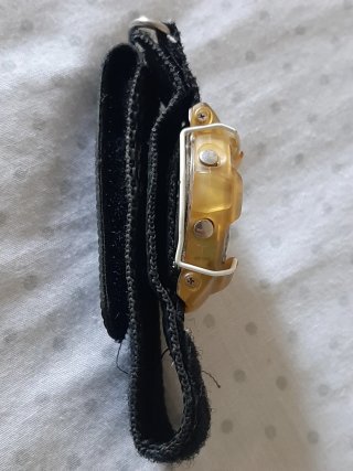 Reloj Casio BG-120 vintage amarillo translúcido