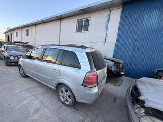 C1119 DESPIECE COMPLETO OPEL ZAFIRA B 2006 1.9 CDT