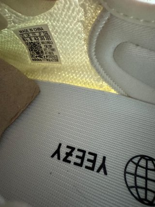 Adidas Yeezy Boost 350 V2 Bone EU 42