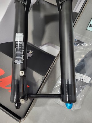 Horquilla Manitou Mezzer Pro 29" 180mm
