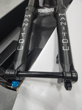 Horquilla Manitou Mezzer Pro 29" 180mm