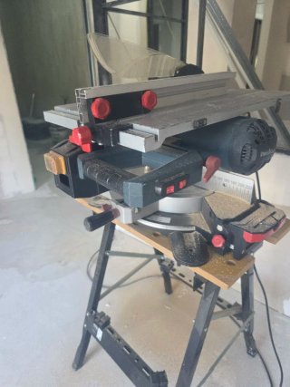 Ingletadora Metabo con mesa KGT 305 M
