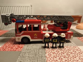 Camión Bomberos Playmobil con Escalera