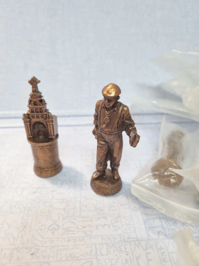32 Figuras de Ajedrez Coleccionables