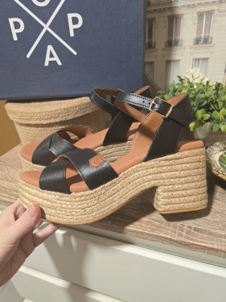 Sandalias Popa negras piel