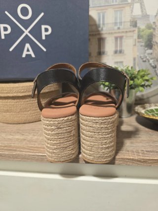 Sandalias Popa negras piel