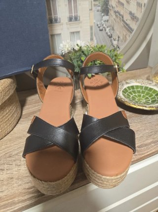 Sandalias Popa negras piel