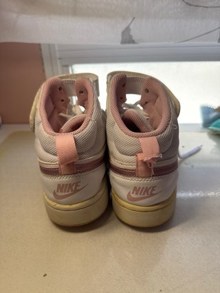 Zapatillas Nike Blancas y Rosas Talla 39