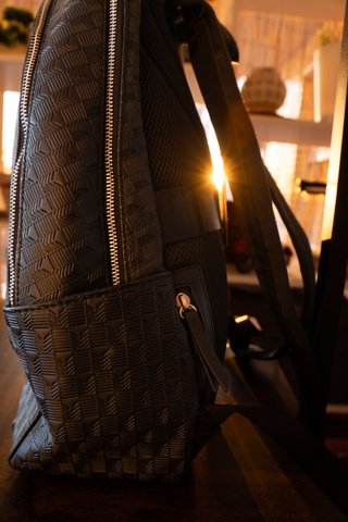 Mochila Guess Torino Negra Original