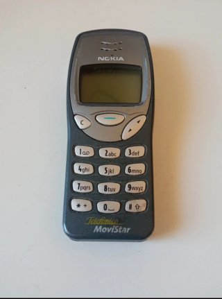 Nokia 3210 Movistar Gris Plateado