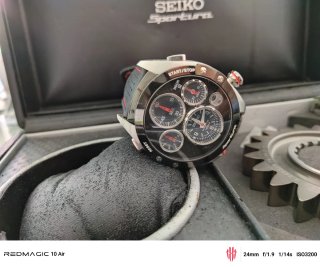 Seiko Sportura SLQ021 Cronógrafo