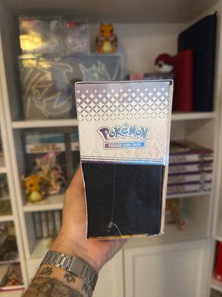 Pokemon ETB Prismatic Evolutions (Inglés)
