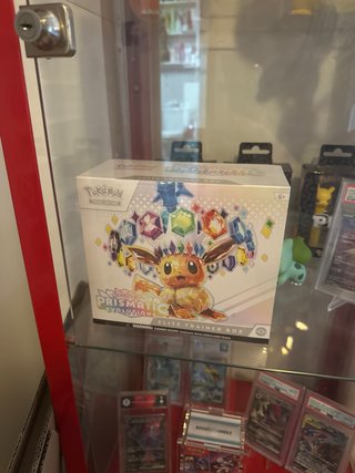 Pokemon ETB Prismatic Evolutions (Inglés)