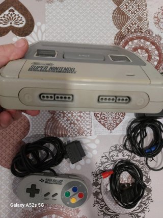 Super Nintendo PAL Version Consola