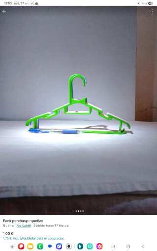 Pack de 4 perchas pequeñas de plástico,de colores