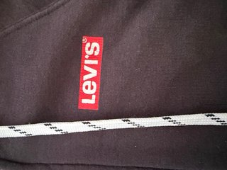 Sudadera Levi's gris con cremallera