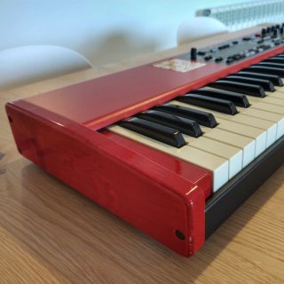 Nord Electro 3 Seventy Three + Funda acolchada