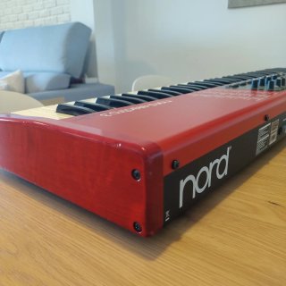 Nord Electro 3 Seventy Three + Funda acolchada