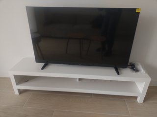 Mueble TV blanco de madera