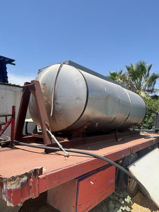 Cuba agua 6000L acero inoxidable  camión gancho