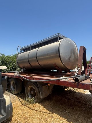 Cuba agua 6000L acero inoxidable  camión gancho
