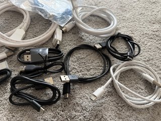 Lote 16 cables USB-C, A, DP, Mini Jack, apple, etc