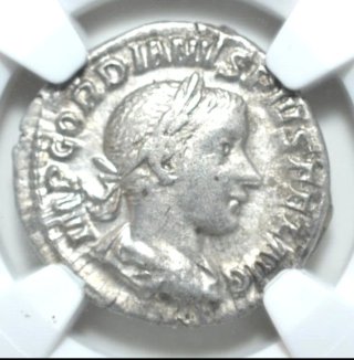 Imp. Romano: Gordiano III - 238-244 - Denarius AR