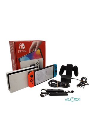 Console Nintendo Switch OLED con controller rossi e blu